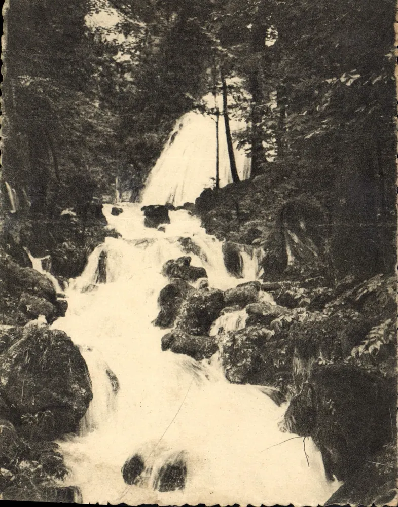 Cascata nas proximidades de SAINT-CLAUDÉ — Edição Chosegrès, n°39 - Frente