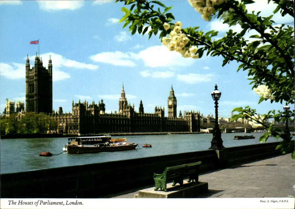 Die Säle des Parlaments, London — Foto: E. Nägele, F.R.P.S. - Vorderseite