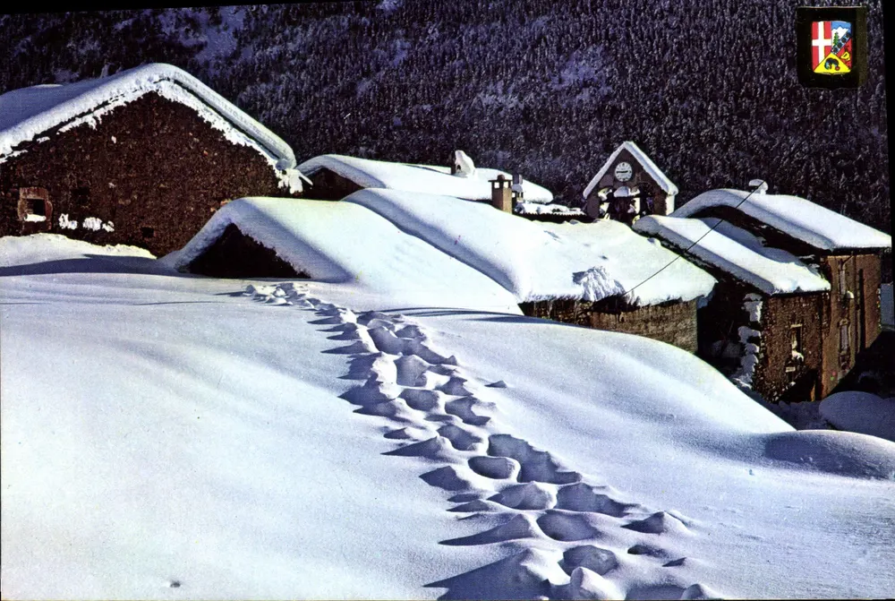 Saint-Julien-en-Gévaudan — sneeuwdekte dorp — onbekende uitgever, nr. 5332 - Voorkant