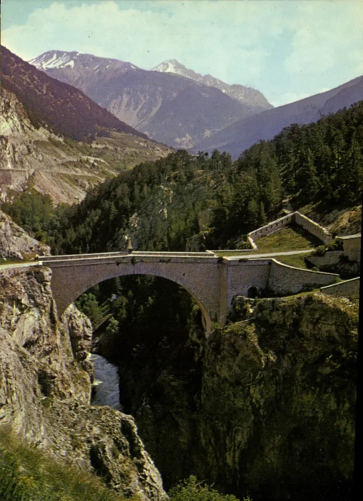 Ponte de Asfeld — Briançon-Vauban (1.326m) — Éditions F. Francou - 05 - Frente