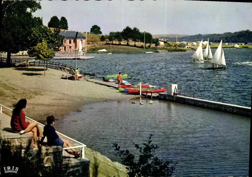 Regatten am See — Neuvic d'Ussel — MEXICHROME Editionen - Vorderseite