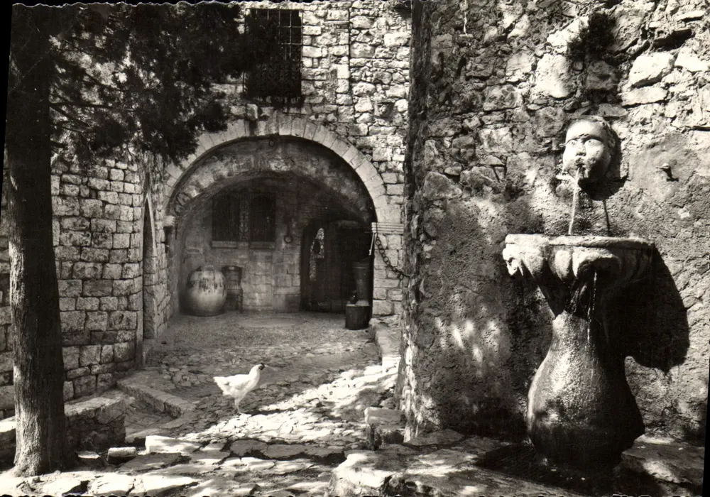 Eze-Village — Die alte Fontäne — Les Éditions de la Côte d'Azur, Nice - Vorderseite