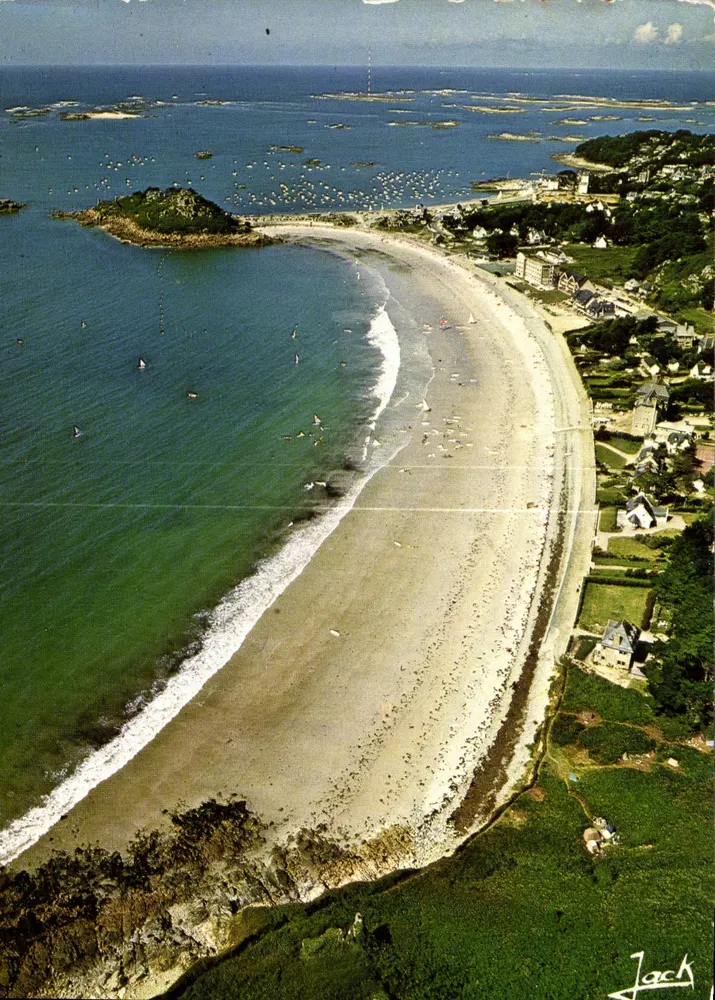 Strand von Trésmeur — Rosa Granitküste — Trebeurden, Frankreich - Vorderseite