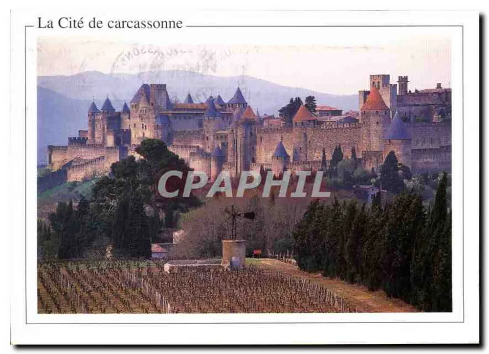 Carcassonne — Allgemeiner Blick auf die Mauern — Editions LOUBATER - Vorderseite