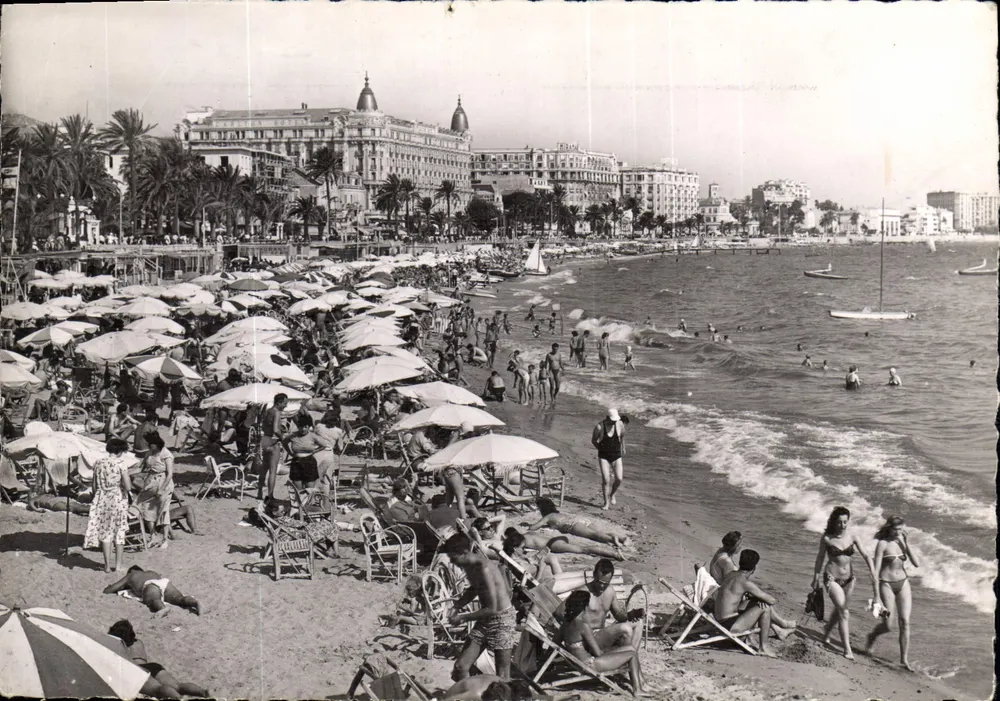 Cannes — A Praia — L. Gilletta & Cie, editor-fotógrafo - Frente