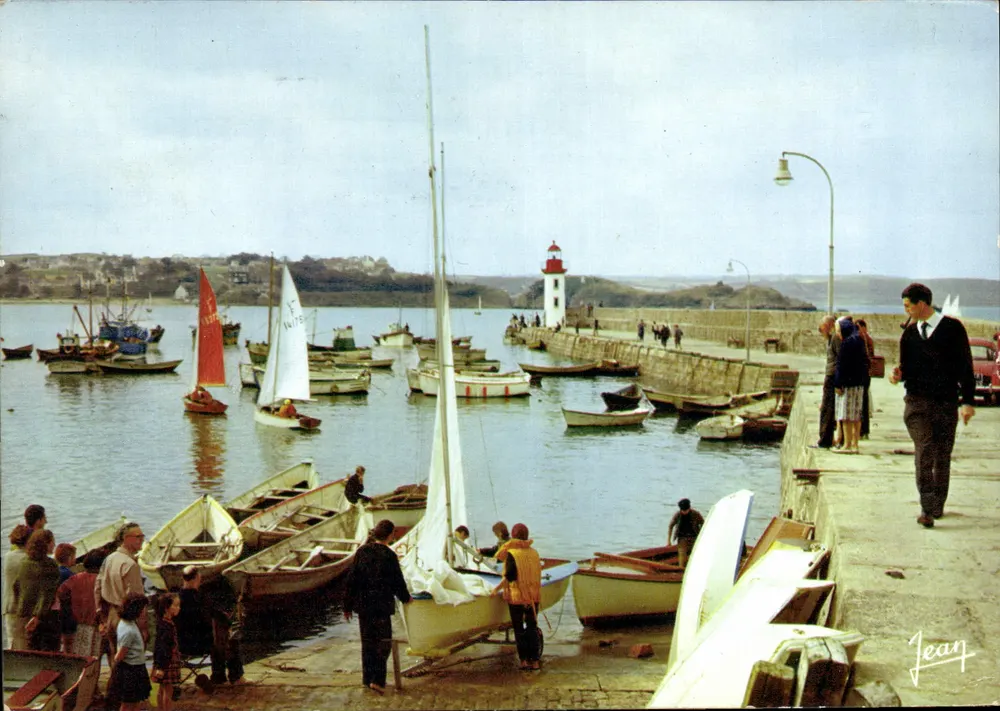 Erquy - Le Port — La Cale et le Port — Les Éditions Interdite - Recto
