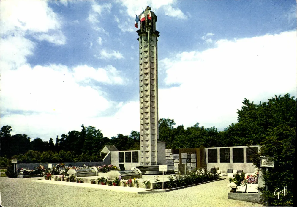 Oradour-sur-Glane — Friedhof, an dem die Einwohner ermordet wurden — Éditions GREFF - Vorderseite