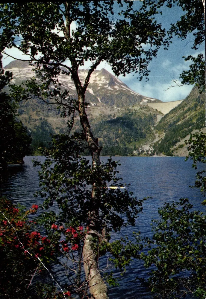Lac d'Orédon — Ansicht des Staudamms Cap de Long — ARUM-EDITIONS - Vorderseite