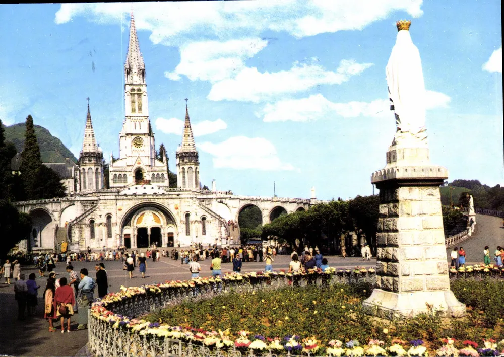 Lourdes — Die gekrönte Jungfrau und die Basilika — Éd. Gérard Poujoulat - Vorderseite