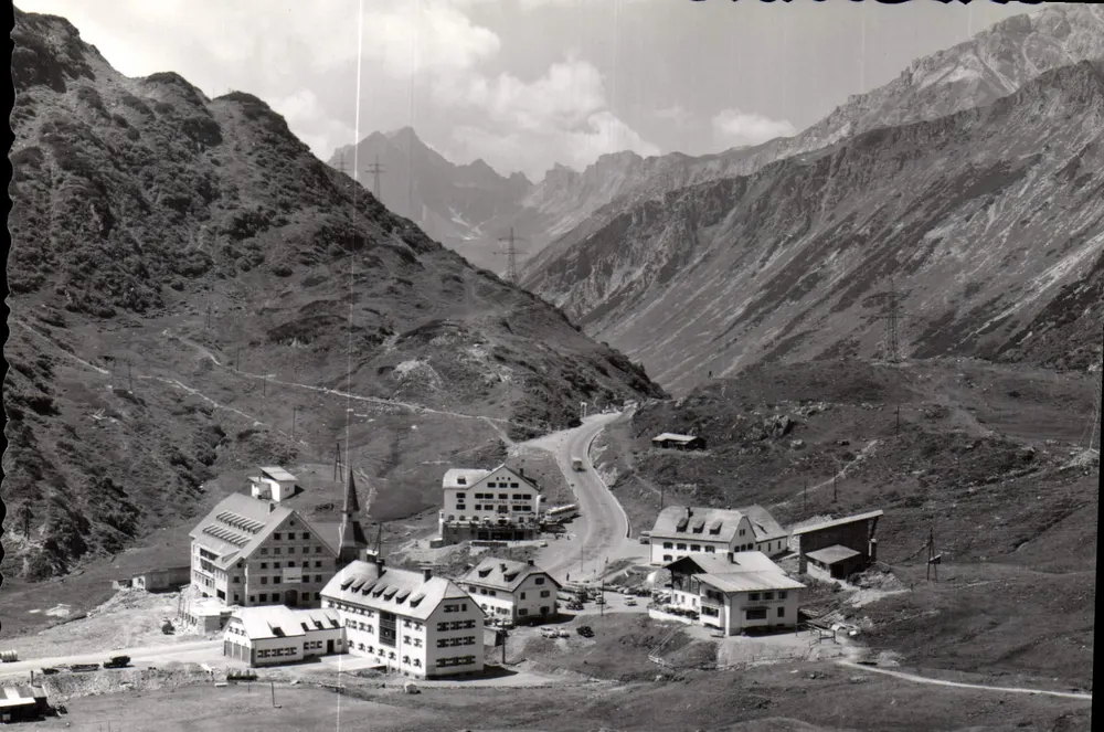 Vila alpina — vista panorâmica - Frente