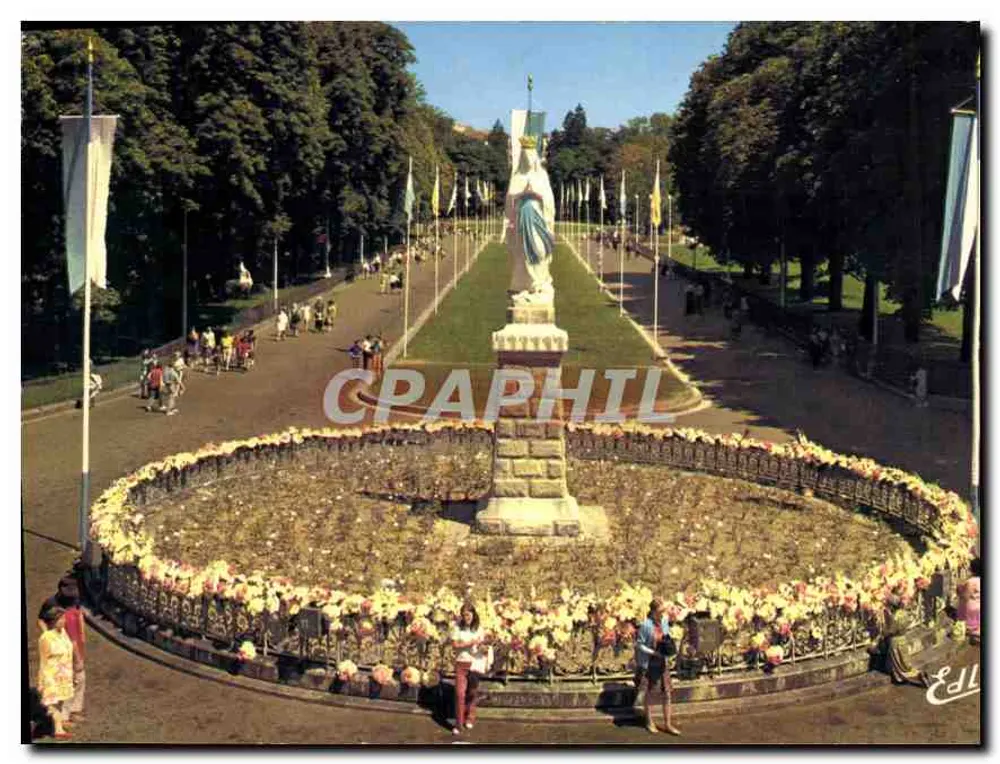 Lourdes — Estátua da Virgem Coroada — Ed. A. Doucet - Frente