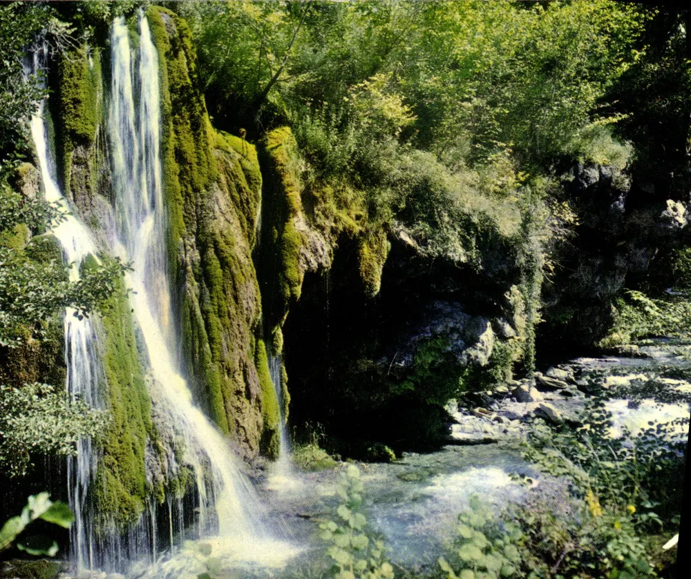 A Cascata — Vale d'Aspe (64) — Edição e JOVE, Fabricação Francesa - Frente
