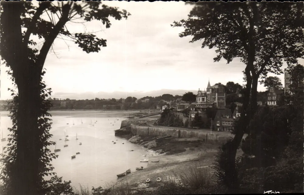 Dinard (Il et V) — Vista sobre o Chemin de Fonde — Éditions Calière - Frente