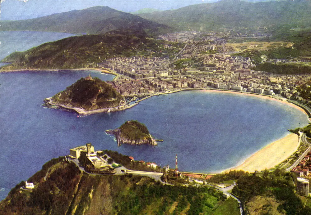 San Sebastián — Vista aérea — Editor: Manipel, n° 100 - Anverso