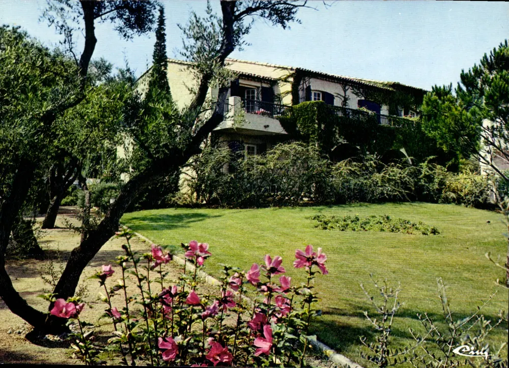 Residenza 'Le Galion' — Cap-d'Antibes — editore Combiet Imprimeur Macon - Recto