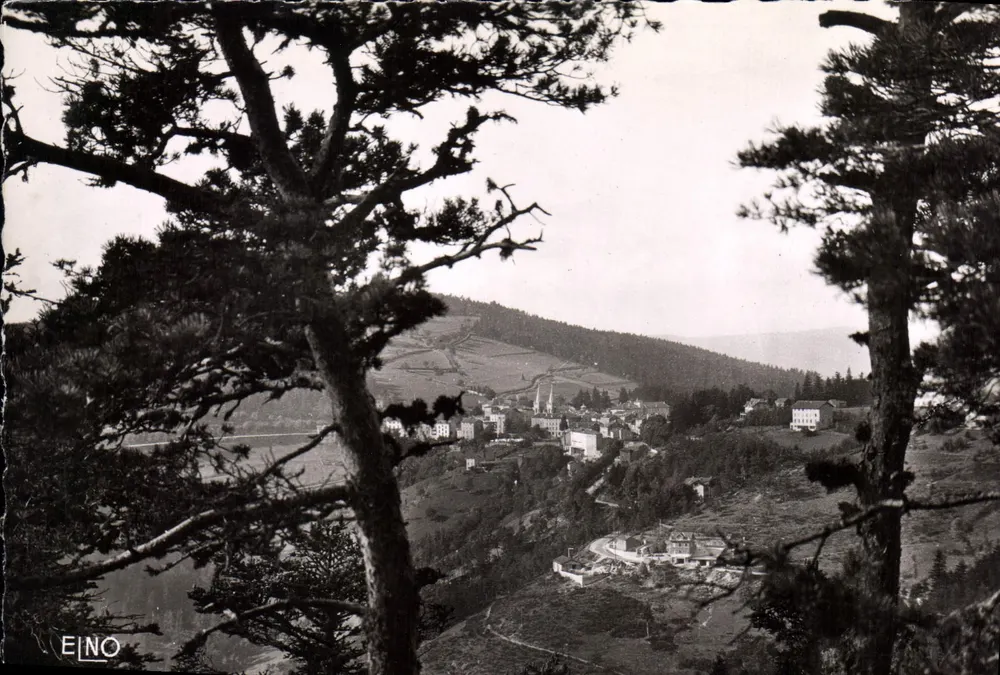 La Louvesc (Ardèche) — paisagem tirada de Rochelipe — Edição Marguerite Mond - Frente