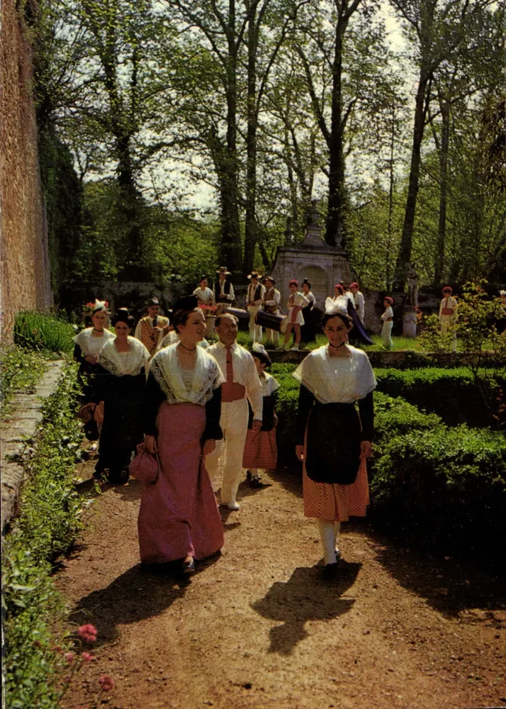 Groupe Folklorique "Lou Pélícan" — Provence — Photo Imprimerie Amigon - Awers