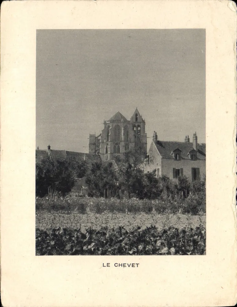Le Chevet — Igreja e aldeia — sem editor ou número visível - Frente