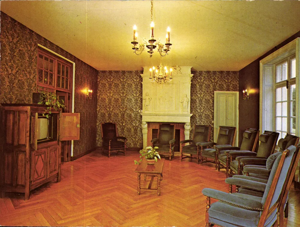 Esszimmer des Schlosses de la Carte — Ballan-Miré — E.P.A.F. Maison de Repos - Vorderseite