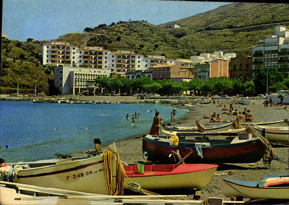 Port-Bou (Gérone) — vista parziale della spiaggia — editore F.I.T.E.R.-DR. NÓBALER - Recto