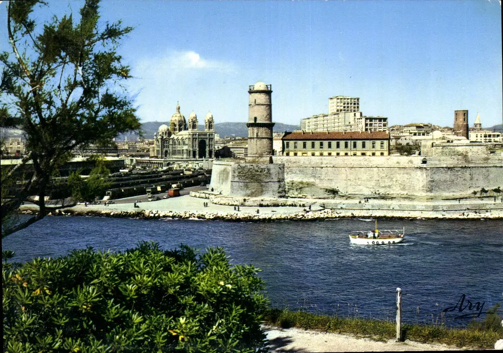 Vista di Marsiglia — Forte Saint-Jean e la cattedrale — Edizione Tardy - Recto