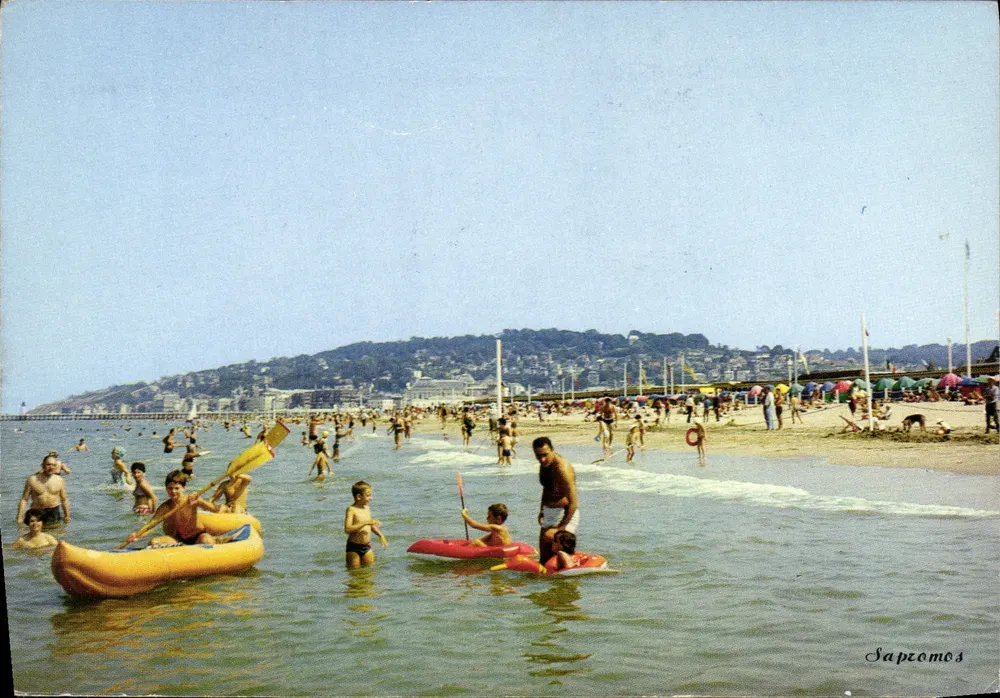 Praia de Deauville — Vista da praia e do porto — Edição Saprtomos - Frente