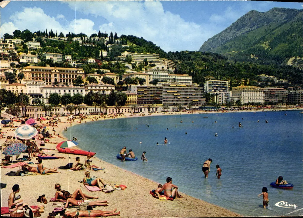 Menton — A praia — Cimèrome - Frente