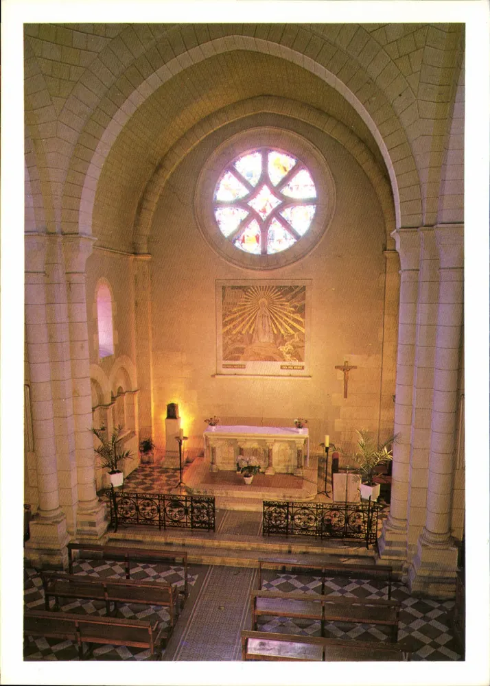 Interior da capela — Casa dos Cegos — Saintes - Frente