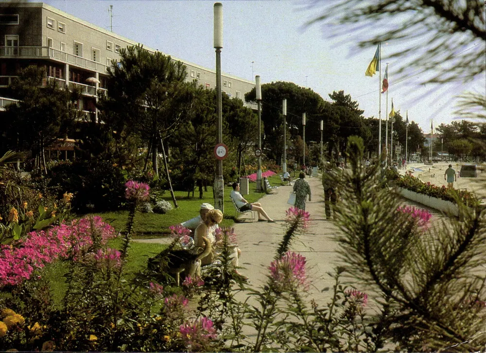Os Jardins do Front de Mer — Royan — Éditions Michel MARCOU - Frente