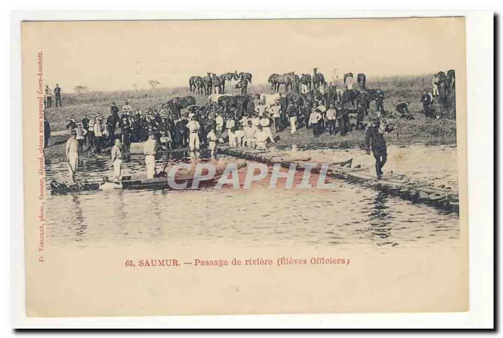Saumur — Übergang über den Fluss (Offiziersanwärter) — Fr. Vozzecrin, phot. Saumur, Verlag mit paperl. Georza-Auschitz - Vorderseite