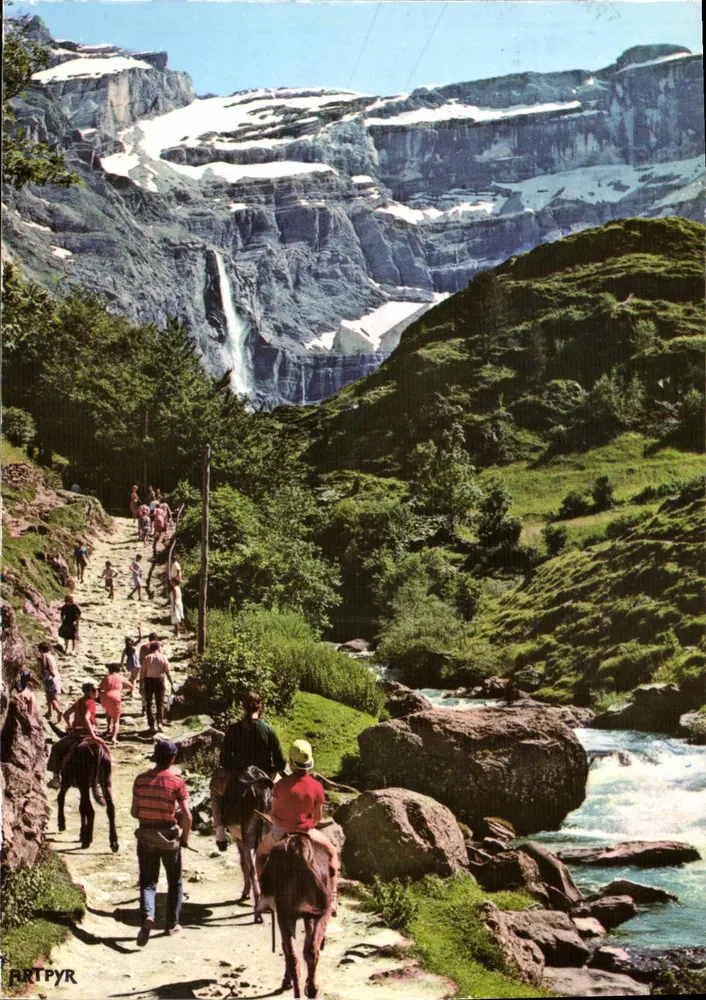 Cirque de Gavarnie — Montant au Cirque — Éditions ARTIPYR - Frente