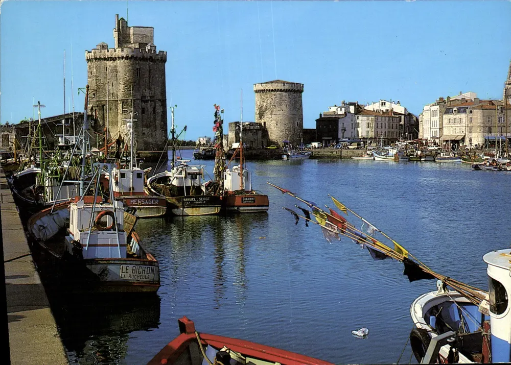 La Rochelle — O porto e as torres — ARTAUD Frères - Z.I. Rue de la Métallurgie - Frente