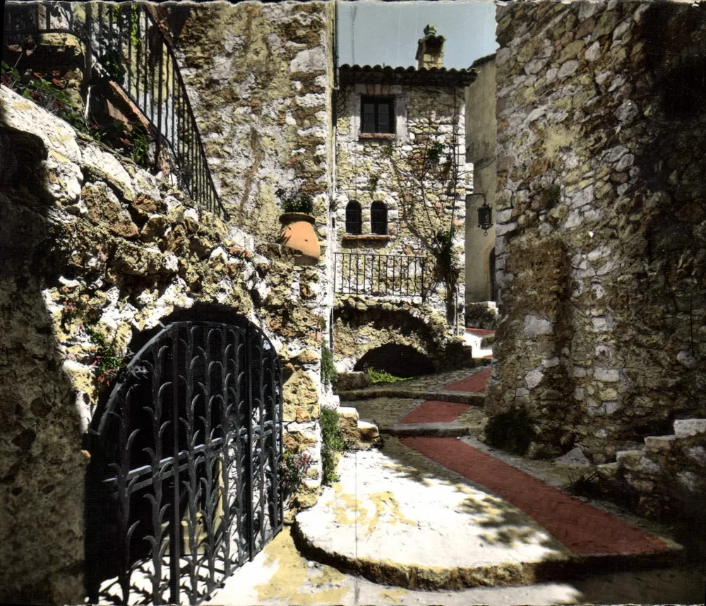 Eze-Village — Ansicht des Palastes des Schwedischen Prinzen — Éditions SEPT - Vorderseite