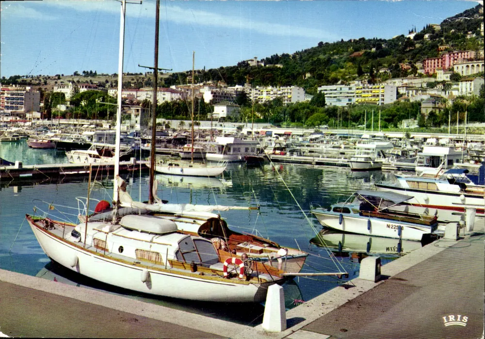 El Puerto — Beaulieu-sur-Mer — IRIS - Anverso