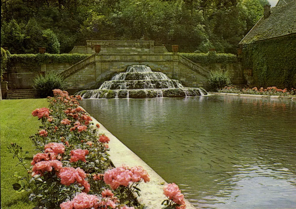 Schloss des Wassers und seine Forellen — Abtei von Fontenay — 12.480 - Vorderseite