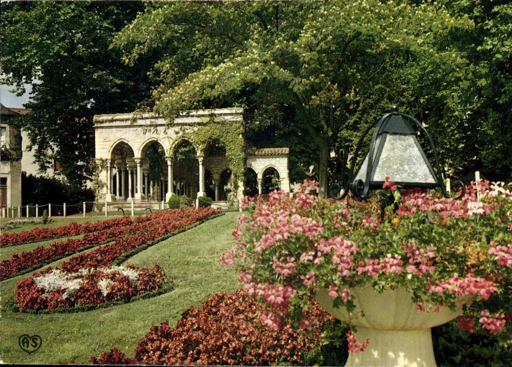 Jardim Público — Saint-Gaudens — editor A.P.A. POUX - Frente