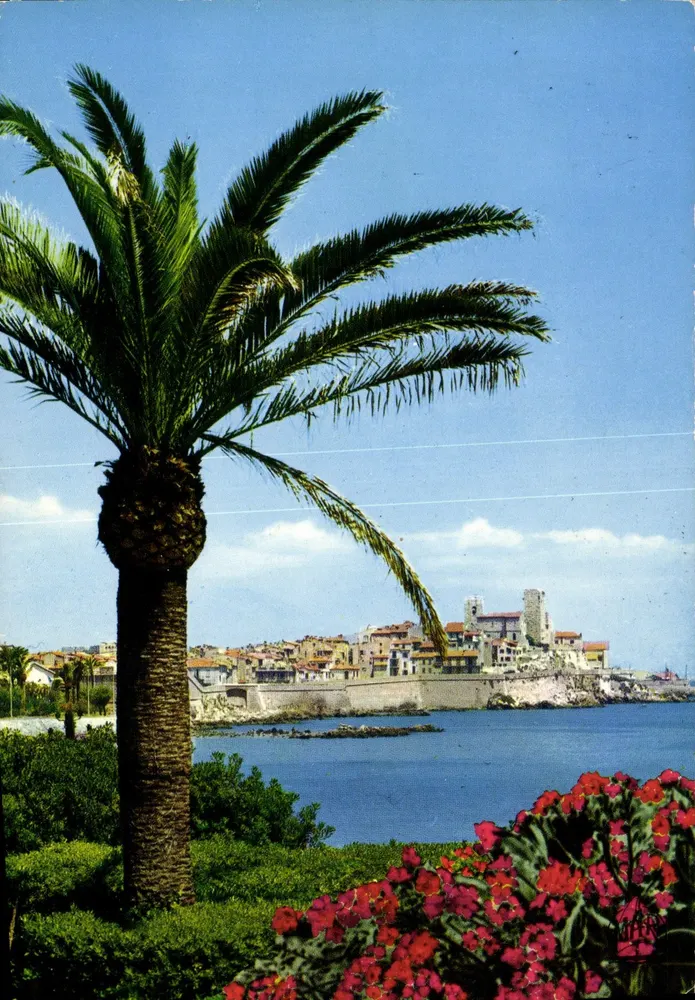 Antibes — Ansicht der Mauern — Editionen « MAI » - Vorderseite