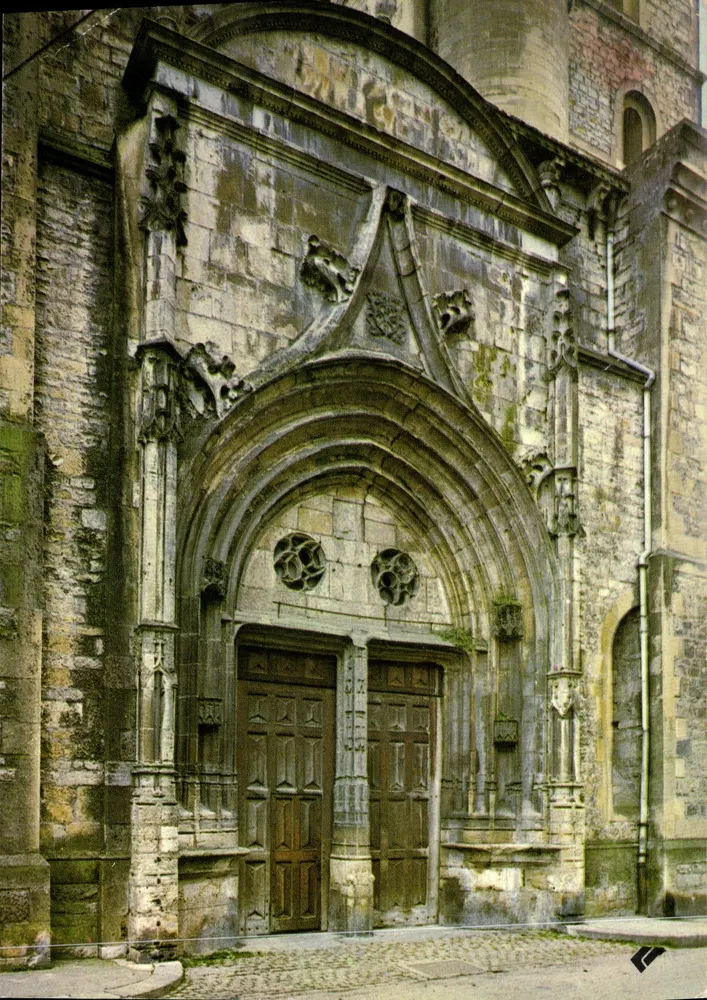 Saint-Gaudens (Haute-Garonne) — Die Collegiatekirche, das Portal — Éditions Théogac - Vorderseite