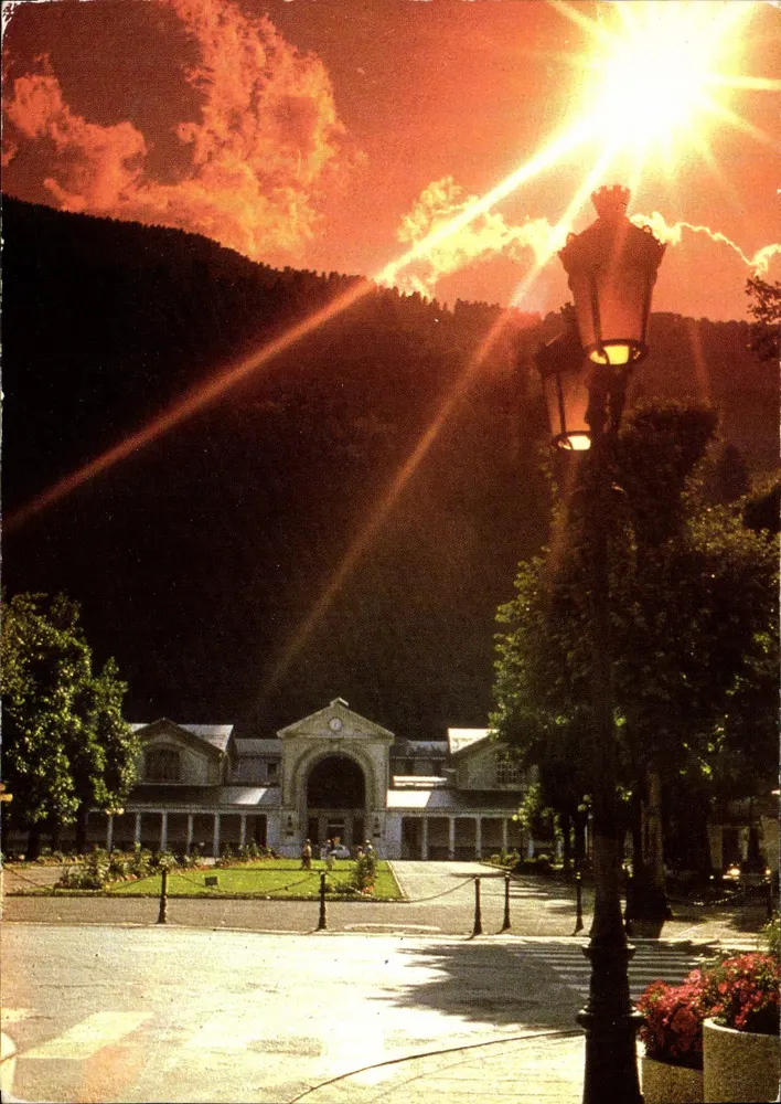 Luchon (31) — Königin der Pyrenäen — Schatten und Licht — Éditions d'Art Larké - Vorderseite