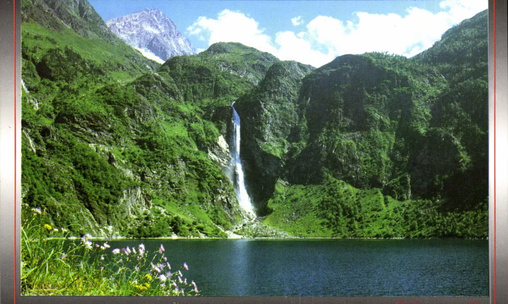 Lago de Oò (alt. 1500m) — Pirineus — S.A. APA-POUD - Frente