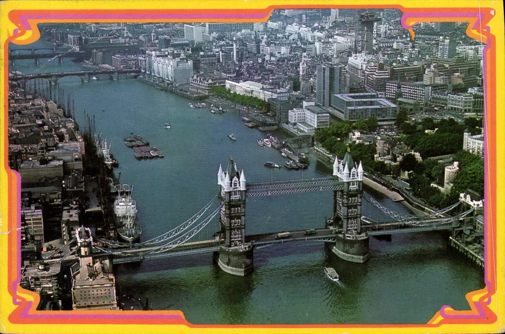Tower Bridge — vista aérea — editor desconhecido, número de série não visível - Frente