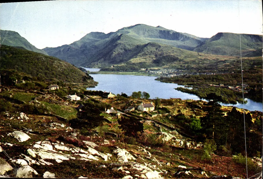 Aussicht auf den Snowdon-Massiv — Snowdonia National Park — J. Arthur Dixon Studios, Nr. 504 - Vorderseite