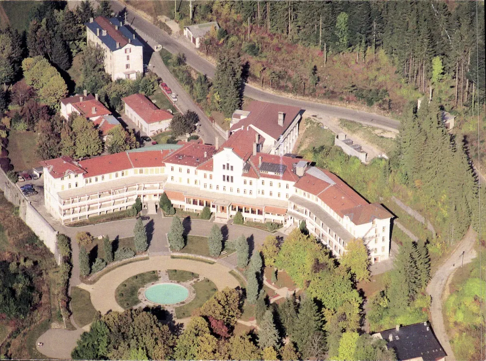 Klinik Felix Mangini — Hauteville-Lompnès — Foto Lutz Rodewald - Vorderseite