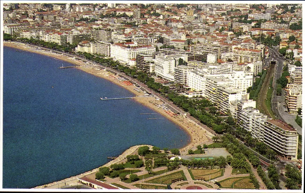 Cannes — Luftbild — Die Strände — La Croisette — SOPICO - Vorderseite