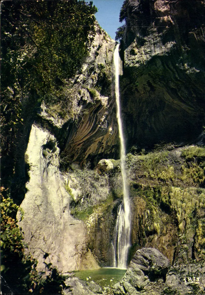 Wasserfall der Gorges-du-Loup — in der Nähe von Grasse — Verlag IRIS - Vorderseite