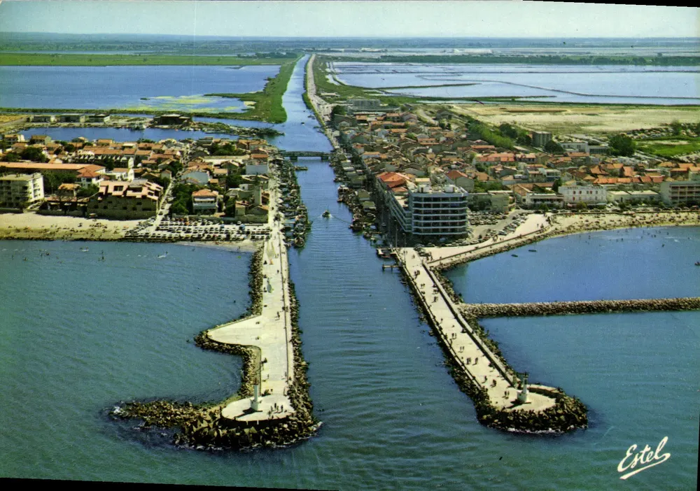 Le Grau-du-Roi — Luftbild des Kanals — Estel - Vorderseite