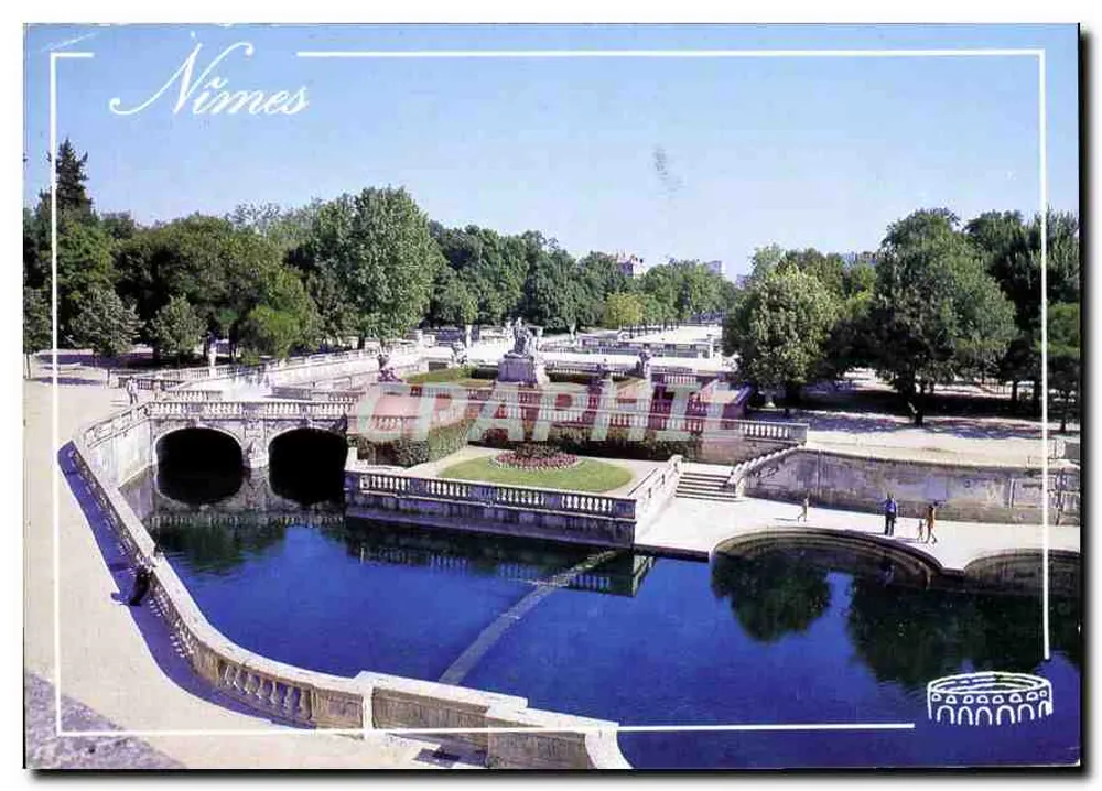 Nîmes — Der Garten der Fontaine und die Quelle im Vordergrund — Éditions AZUR RIVIERA - Vorderseite