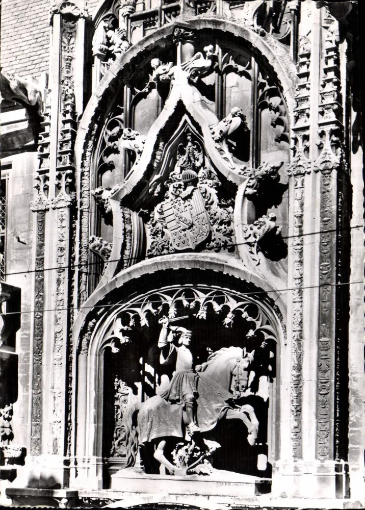 Detalhe da entrada do Palácio Ducal — Nancy — Edições Francesas, n°22 - Frente