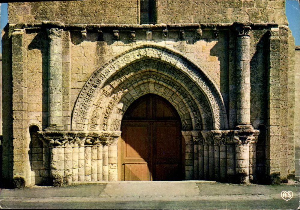 Römischer Portal der Kirche — Ile-de-Ré — Verlag AS - Vorderseite