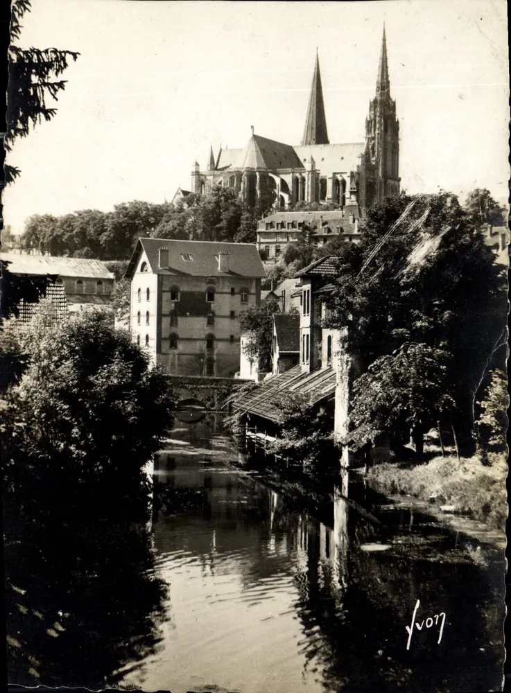 Chartres (Eure-et-Loir) — Les rives de l'Eure et la Cathédrale — Éditions d'Art 'Yvoig' Paris - Vorderseite